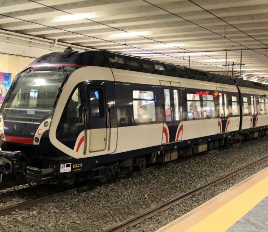 Napoli, sciopero EAV l'11 maggio: niente fermate a Piazza Garibaldi e stop al prolungamento Cumana