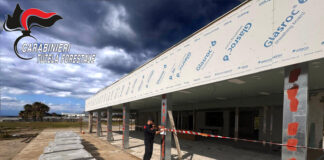 Bacoli, lavori edili in area protetta senza autorizzazioni: tre persone denunciate e cantiere sequestrato