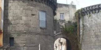 Controlli straordinari a Porta Nolana e Piazza Mancini: sanzioni e sequestri per oltre 14mila euro