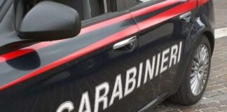 Torre del Greco, dramma all’alba: trovato un cadavere nei giardinetti della stazione