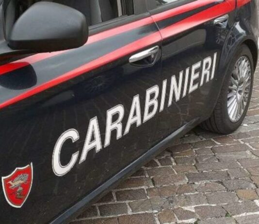 Torre del Greco, dramma all’alba: trovato un cadavere nei giardinetti della stazione