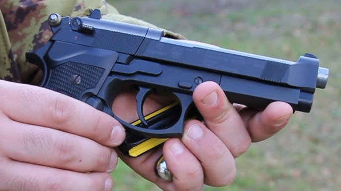 Ottaviano, tre ragazzi sparano con pistola a piombini contro cittadini del Bangladesh: denunciati due 18enni Ottaviano, tre ragazzi sparano con pistola a piombini contro cittadini del Bangladesh: denunciati due 18enni