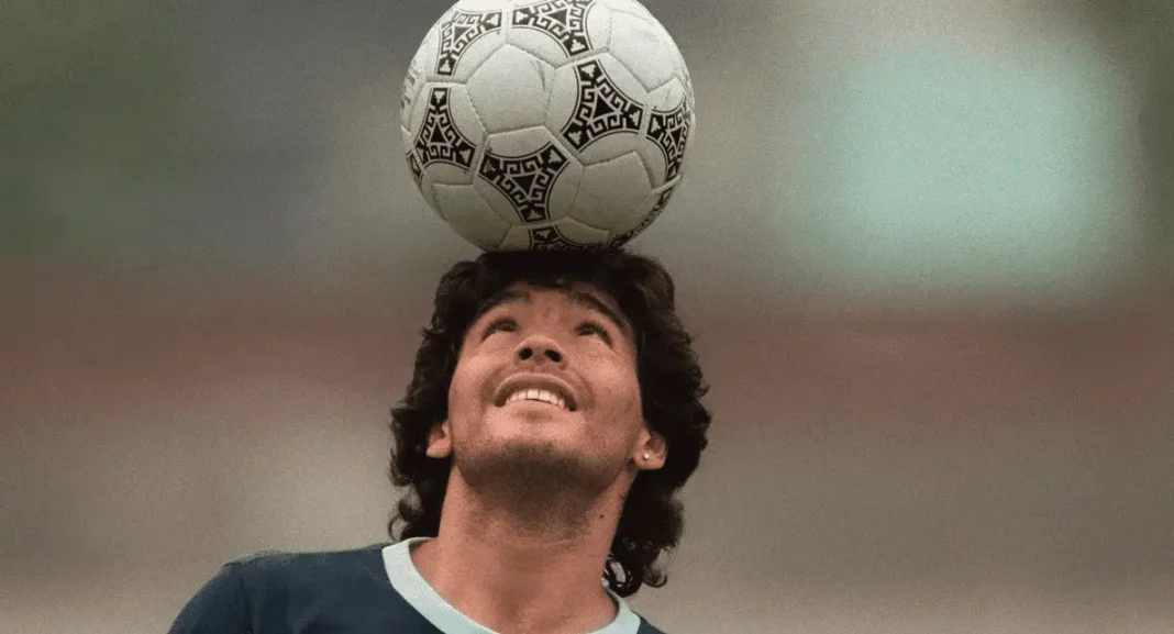 Napoli, Maradona torna in città con il “D10s Museum”: il 17 maggio l’inaugurazione in via Toledo