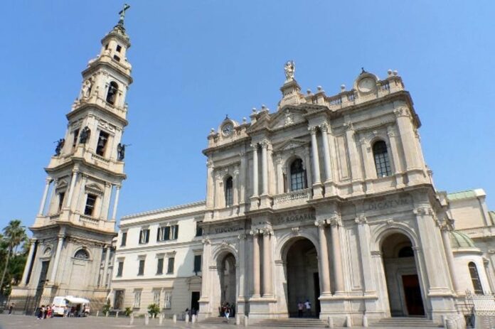 Pompei: i cento anni del Campanile del Santuario dedicato al Sacro Cuore, simbolo di pace