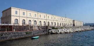 Nisida, agente della Penitenziaria arrestato per atti sessuali con un minore detenuto