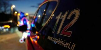 Napoli, aggressione al rione Don Guanella: 34enne accoltellato alla schiena