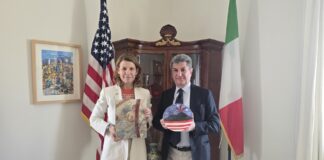 Castellammare, il Sindaco Vicinanza incontra la Console USA: al centro del dialogo il ritorno del Doriforo