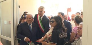 https://www.ilgazzettinovesuviano.com/2025/06/20/inaugurato-il-nuovo-plesso-scolastico-santagnello-a-san-giorgio-a-cremano-innovazione-sostenibilita-e-attenzione-al-territorio/