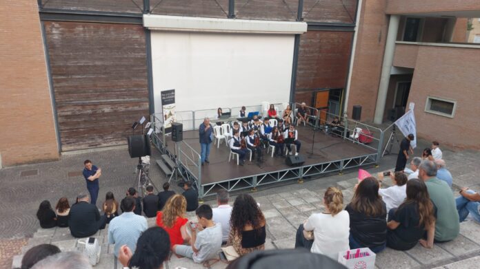 Festa della Musica a Boscoreale: Giovani talenti e tradizione popolare al Museo del Parco del Vesuvio Festa della Musica a Boscoreale: Giovani talenti e tradizione popolare al Museo del Parco del Vesuvio