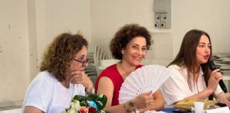 Un saluto carico di emozioni per una maestra di sostegno della scuola IC 2 Dati di Boscoreale