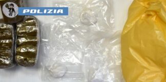 Torre del Greco, 29enne arrestato per droga: nascondeva hashish e cocaina in casa