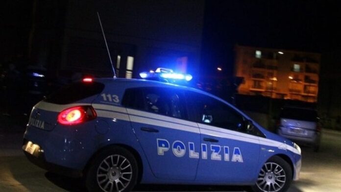 Sarno, colpo di pistola in un negozio: ferita una donna