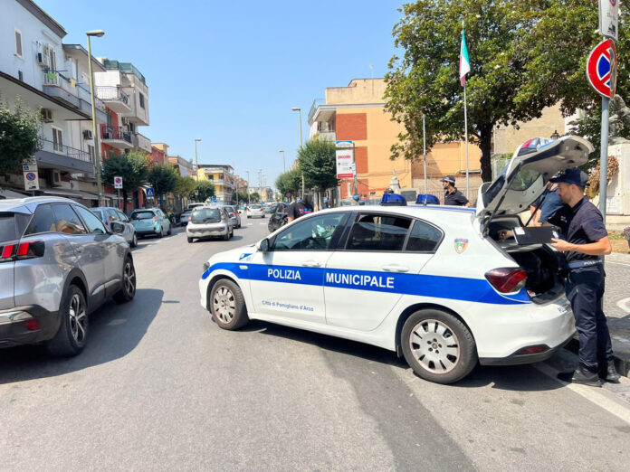 Pomigliano d’Arco, operazione “Alto Impatto”: multe, patenti ritirate e veicoli sequestrati