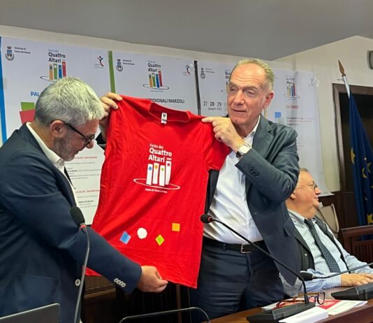 Torre del Greco, The Kolors alla festa dei Quattro Altari 2025: presentato il programma