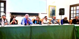 Una partecipazione sentita di tanti artisti e giornalisti alla presentazione di “Chianu chianu”