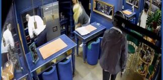 Napoli, choc a Chiaia: rapina a mano armata a una nota gioielleria con sequestro di persona