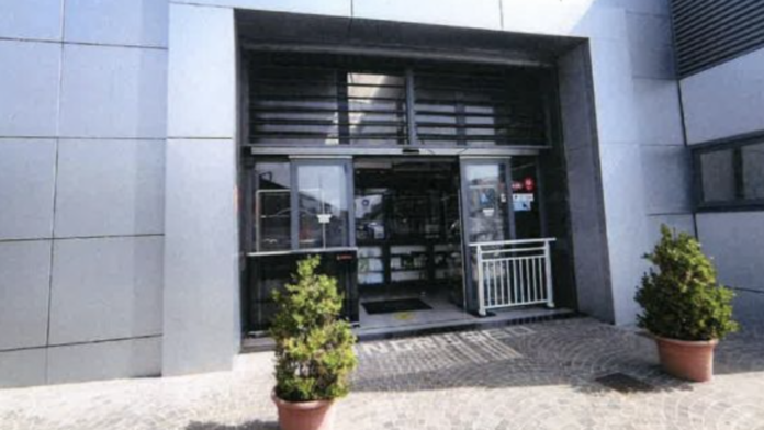 Torre del Greco, sigilli al maxi complesso industriale abusivo dell’ex patron della Turris