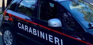 Napoli, genitori aggrediti per l’ennesima richiesta di denaro: 40enne arrestato dai Carabinieri