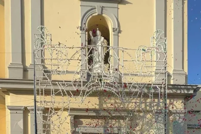 Festa di Sant’Anna a Torre del Greco: fede, spettacolo e tradizione nel cuore della comunità