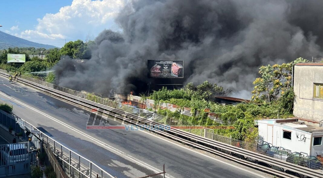 Incendio pompei autodemolizione16