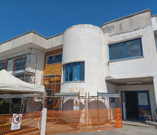 Torre Annunziata, al via la manutenzione estiva delle scuole: “Interventi senza intralciare le lezioni”