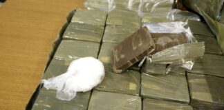 Capri, droga sull’isola dei faraglioni: sequestrati 431 grammi di hashish, arrestato 55enne