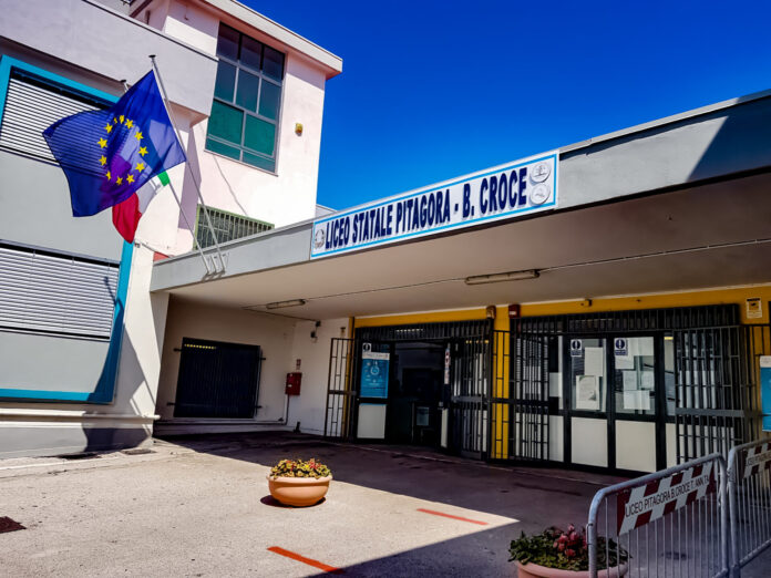 Torre Annunziata, 690mila euro per la nuova palestra del liceo Pitagora-Croce: parte la riqualificazione
