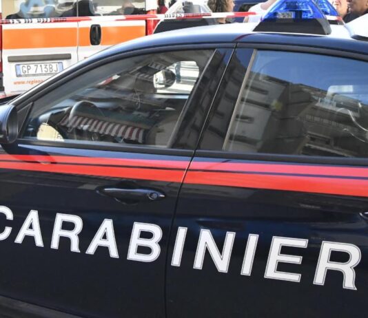 Quattro rapine lampo tra Torre Annunziata, Torre del Greco e Trecase: scatta la caccia all’uomo