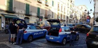 Torre del Greco, controlli straordinari della Polizia di Stato: 170 persone identificate e 10 veicoli sequestrati o fermati