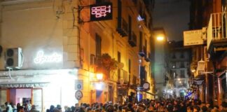 Chiaia, controlli nella movida: sette denunciati e telefoni rubati restituiti a due turisti