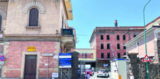 Torre del Greco, sindaco Mennella incontra le assistenti sociali che hanno salvato la 12enne dal degrado