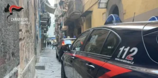 Napoli, contraffazione e sfruttamento: maxi sequestri dei Carabinieri