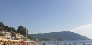 Salerno, 16enne denuncia violenza sessuale nella notte di San Lorenzo: fermato un 25enne di Scafati