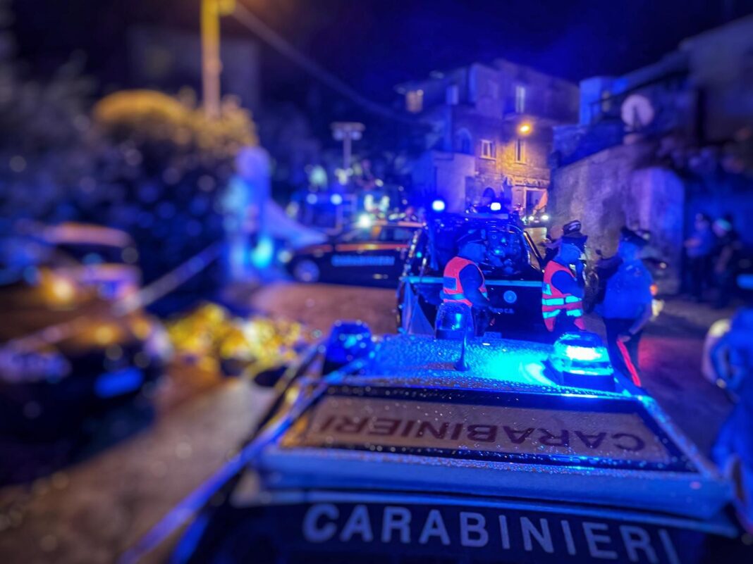 Tragedia a Forio d'Ischia: sparatoria con movente passionale, tre morti e una donna gravemente ferita