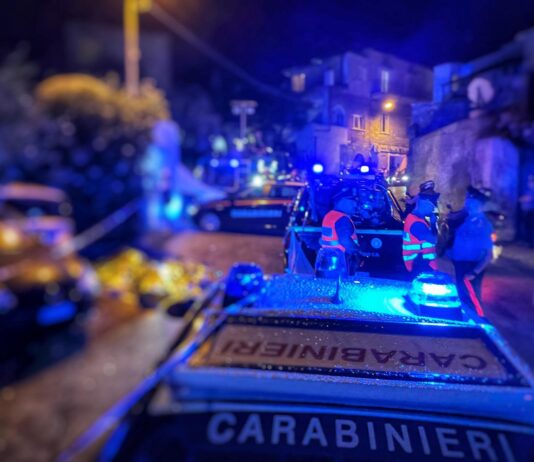 Tragedia a Forio d'Ischia: sparatoria con movente passionale, tre morti e una donna gravemente ferita