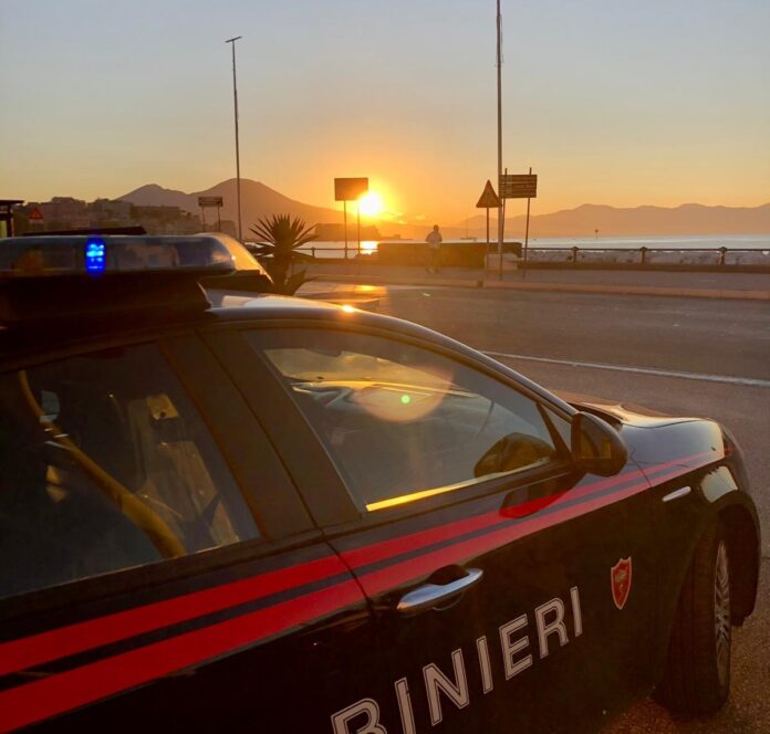 carabinieri Lungomare Caracciolo Napoli