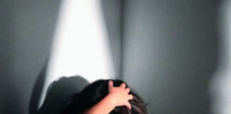 Portici, 78enne arrestato per violenza sessuale su minori e produzione di materiale pedopornografico