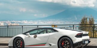 Motori, supercar e sicurezza stradale: al via “Auto Moto Napoli Expo”