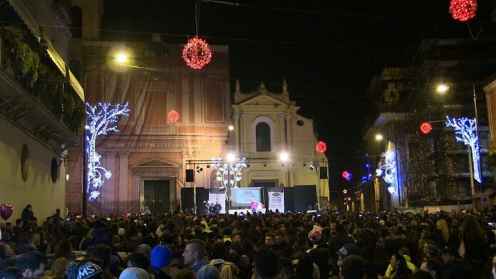 Torre Annunziata, torna la Notte Bianca: spettacoli, musica e divertimento per tutta la famiglia Torre Annunziata, torna la Notte Bianca: spettacoli, musica e divertimento per tutta la famiglia