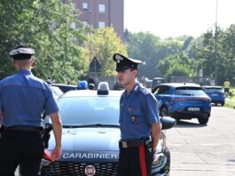 Terrore alla prima comunione della figlia: uomo ubriaco minaccia di dare fuoco alla moglie. Arrestato dai carabinieri a Caivano