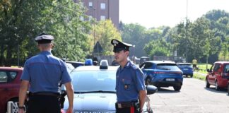 Terrore alla prima comunione della figlia: uomo ubriaco minaccia di dare fuoco alla moglie. Arrestato dai carabinieri a Caivano