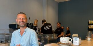 Cercola, inaugura il “Baraonda Cafè”: un bar sociale gestito da ragazzi autistici e con disabilità psichica