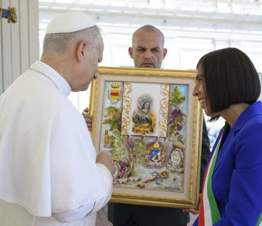 Lettere al Giubileo della Speranza: la comunità in udienza da Papa Leone XIV