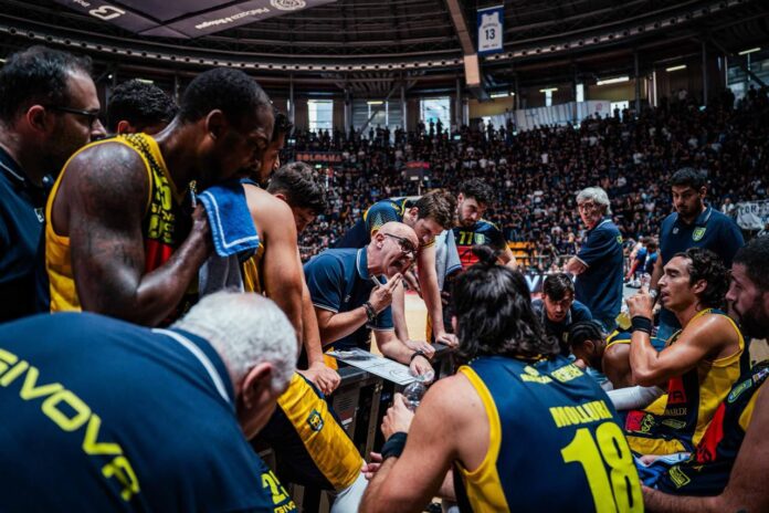 Scafati crolla a Bologna: sconfitta pesante al PalaDozza, -30 il passivo