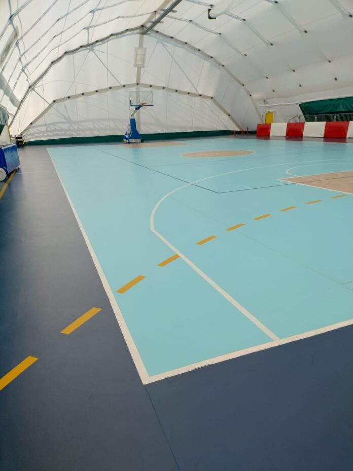 Torre del Greco, riaperta la tensostruttura La Salle dopo il guasto: Mennella attacca l’opposizione