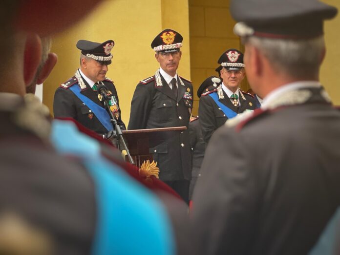 Napoli: il Generale La Gala lascia il Comando della Legione Carabinieri Campania. Il testimone al Generale Gargaro Napoli: il Generale La Gala lascia il Comando della Legione Carabinieri Campania. Il testimone al Generale Gargaro