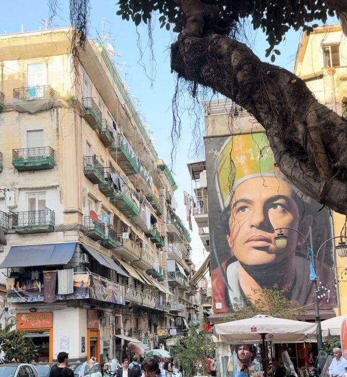 San Gennaro Superstar: il tour-evento di Partenope in Tour che accende Napoli tra fede, arte e street culture San Gennaro Superstar: il tour-evento di Partenope in Tour che accende Napoli tra fede, arte e street culture