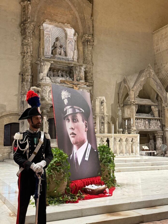 Napoli ricorda Salvo D’Acquisto: cerimonia per l’82º anniversario del sacrificio dell’eroe carabiniere