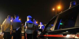 Castellammare, accoltellarono un ventenne per vendetta: arrestati tre giovani