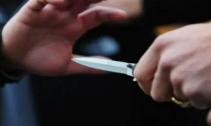 Napoli, ferito a coltellate 42enne del Kirghizistan: indagini in corso